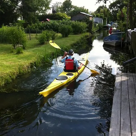 Amsterzonian * Amsterdam